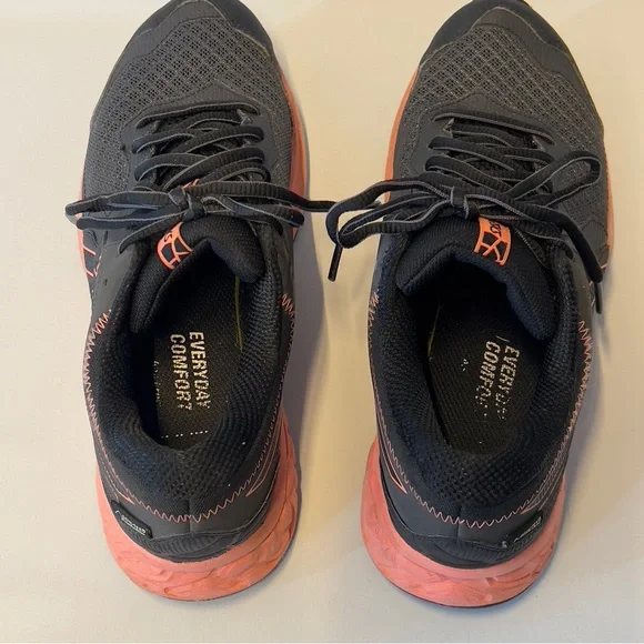 ASICS Gel Black and Salmon Women’s Size 7 Sneakers Running Shoe - Picture 4 of 9